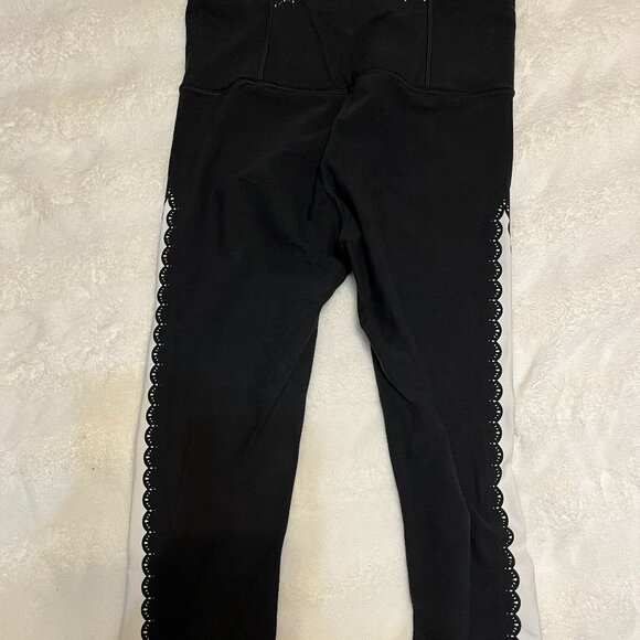 Womens Athleta Capri Leggings - Picture 1 of 4